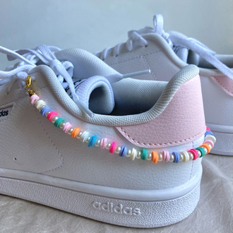 El Yapımı Sneakers Charmı