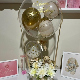 Kişiselleştirilmiş Çiçek Kutusu ve Küçük Ayıcıklı Balon Konsept