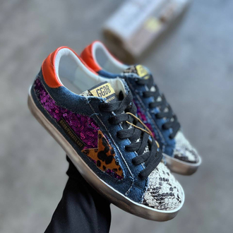 Golden goose