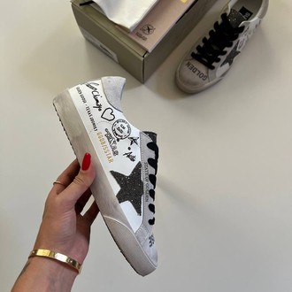 Golden goose