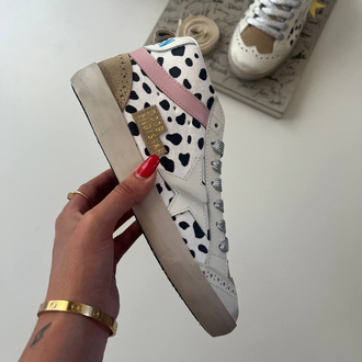 Golden goose