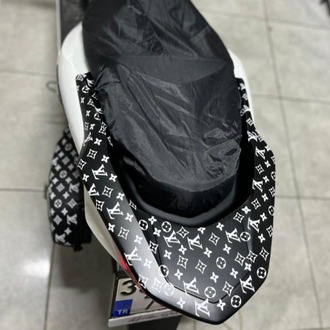 PCX ARKA KUYRUK HAVA FİLTRE LOUİS VUİTTON KAPLAMA