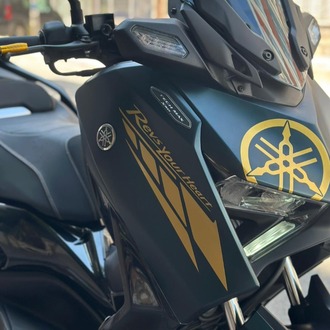 YAMAHA XMAX STİCKER SET GOLD