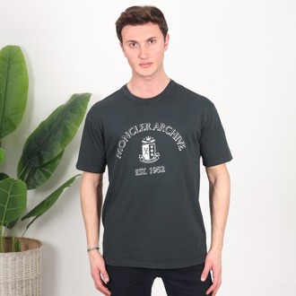 Moncler T-shirt