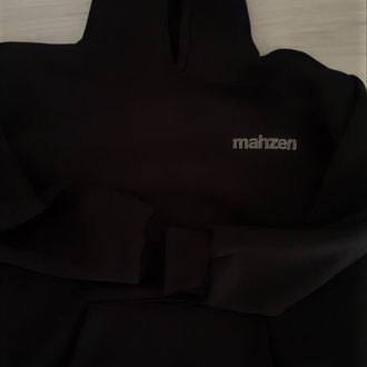 MAHZEN kaplan hoodie.