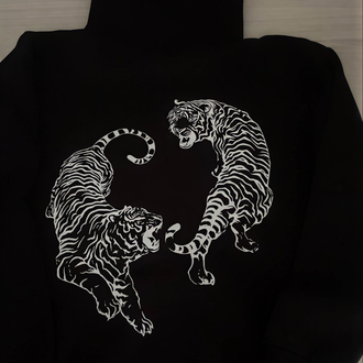 MAHZEN kaplan hoodie.