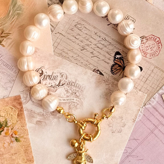 ‘Victorian Bee’ Arı Figürlü Vintage İnci Bileklik