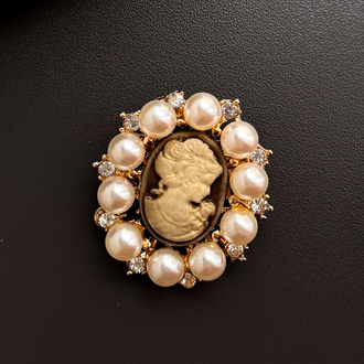 ‘CAMEO’ Vintage İnci Broş