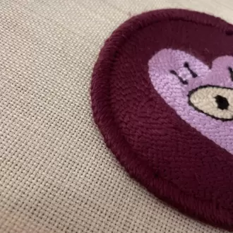 Punch Bardak Altlığı, Çift Taraflı, Kalp Göz Desenli Yuvarlak Formlu, Bordo