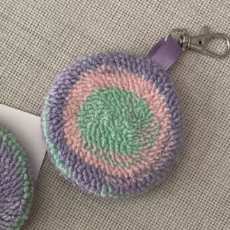 Punch Anahtarlık, Çift Taraflı, Twister Desenli, Punch İşlemeli, Aksesuar, Lila-Mor