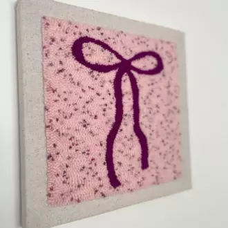Punch Nakış İşlemeli, MDF Kapama, Kurdele Fiyonk Desenli Duvar Panosu, 25x25