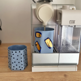 Porcelain cup 