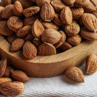 Acı Kayısı Çekirdeği 500 Gr