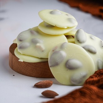 Kayısı Çekirdekli Beyaz Çikolata 500 Gr
