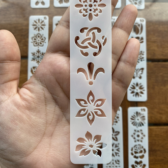 Çiçek Desenli Stencil