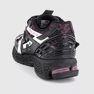 NEW BALANCE 1906A BLACK Pink trainers 