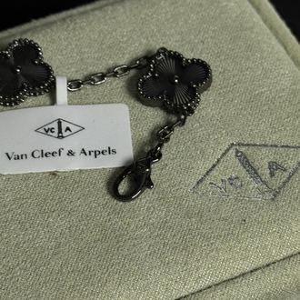 Van Cleef Siyah