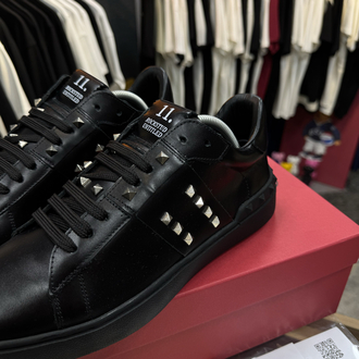Valentino Garavani Premium Sneakers