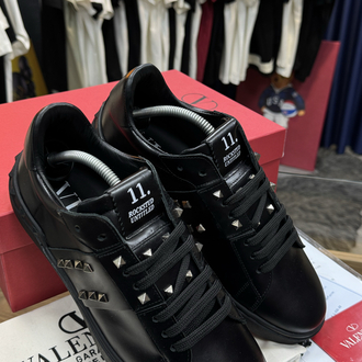 Valentino Garavani Premium Sneakers