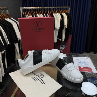 Valentino Garavani Open Premium Sneakers