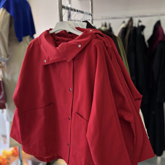 Oversize kırmızı trenç 
