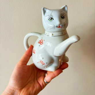 Far Eastern Porcelain Kitty Teapot 