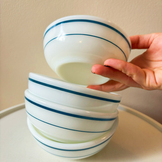 80’s American Pyrex Opaline Bowls (12 cm)