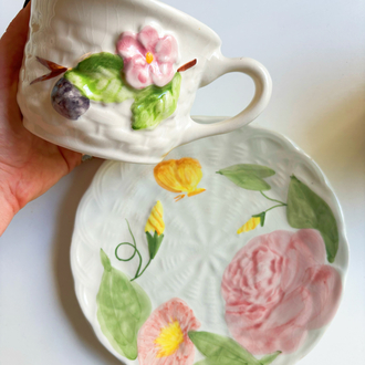 Flower Embossed Ceramic Mug + Plate Set 