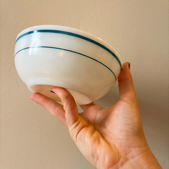 80’s American Pyrex Opaline Bowls (12 cm)