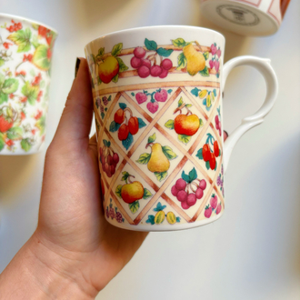Kingsbury Staffordshire Fruity Mug