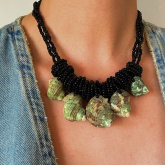 Vintage Beaded Necklace with Green Genuine Seashells
