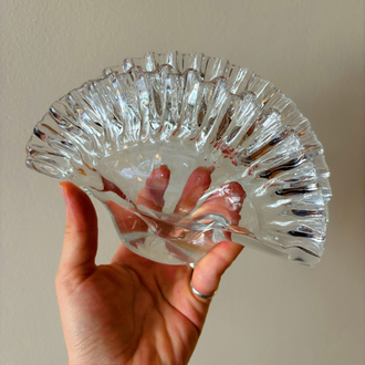 60’s Heavy Glass Ruffle Napkin Holder 