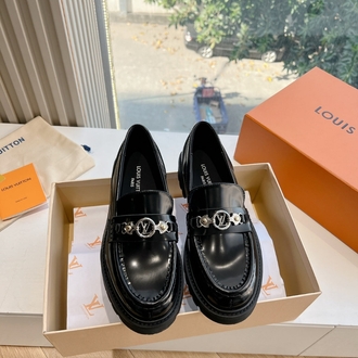 Louis Vuitton Loafer