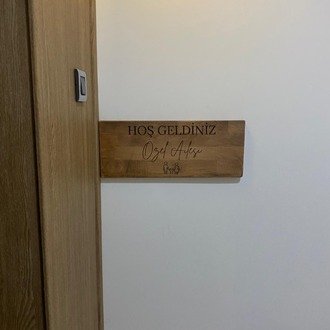 Ahşap Kapı İsimliği