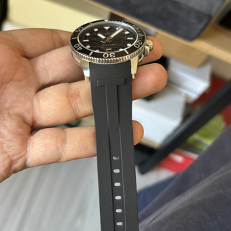 Tissot Seastar Siyah Silikon Kordon 