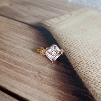 Pembe Taş Detaylı Kare Yüzük