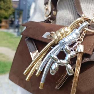 Gümüş Köpek Detaylı Gold Charm