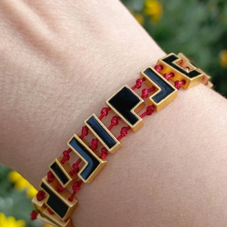 Siyah Mineli Tetris Model Bordo İpli Asansörlü Bileklik