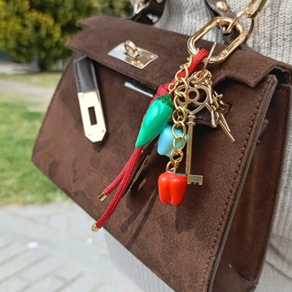 Biber Detaylı Kırmızı Charm