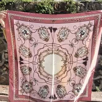 Pudra Pembe Çiçek Desenli Fular