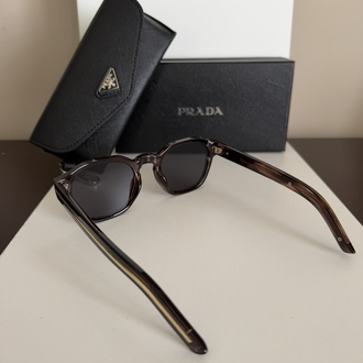 PRADA VIP 3490