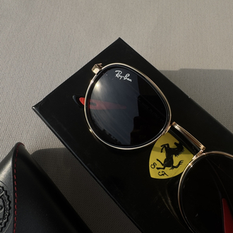 Ray-Ban Ferrari Gold çerçeve 