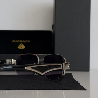 Maybach M5468 
