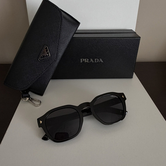 PRADA VIP 3490