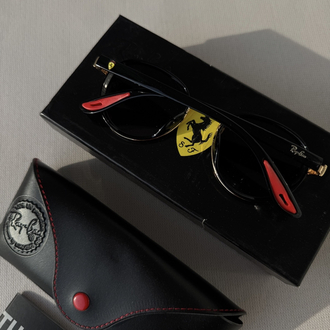 Ray-Ban Ferrari Gold Çerçeve 