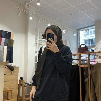 Dantelli Sweat