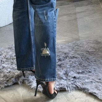 Yırtık Detaylı Jean