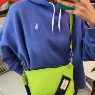 Melò Waterproof Baguette Bag