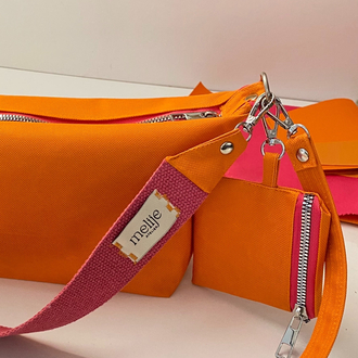 Melò Waterproof Baguette Bag