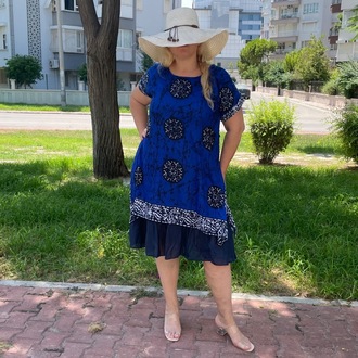 Lacivert Siyah Motifli Cift Kat Tülbent Elbise